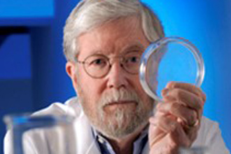 Paul W Kincade  （免疫学博士）